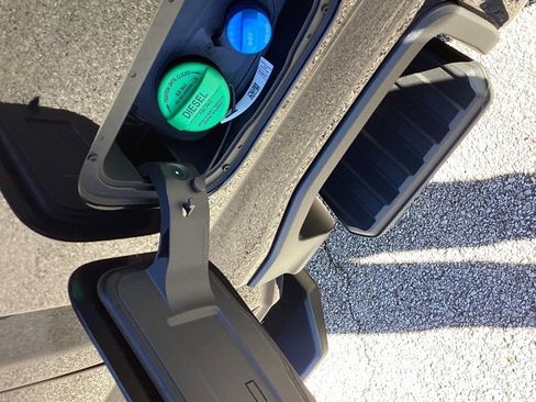 New 2025 Ford F250 XLT w/ FX4 Off-Road Package image 13