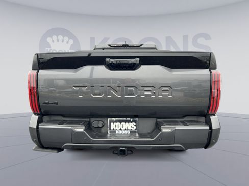 Used 2024 Toyota Tundra Platinum image 5