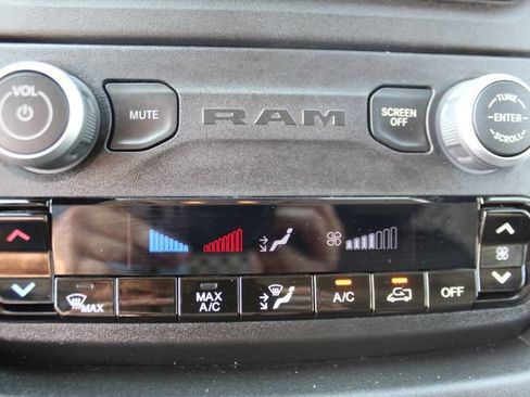 Used 2023 RAM ProMaster 2500 FWD image 17