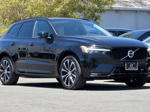 Used 2023 Volvo XC60 B5 Plus w/ Climate Package AWD/4WD image 9