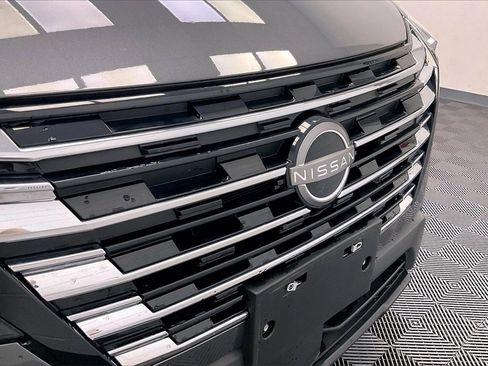 Certified 2025 Nissan Rogue S image 22