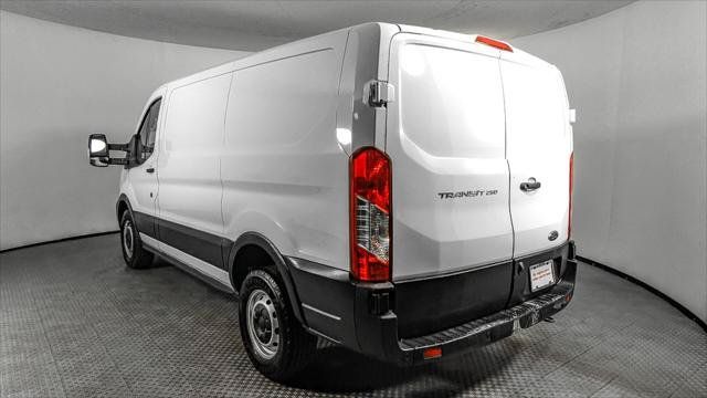 Used 2022 Ford Transit 250 Low Roof RWD image 6