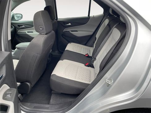 Used 2022 Chevrolet Equinox LT image 10