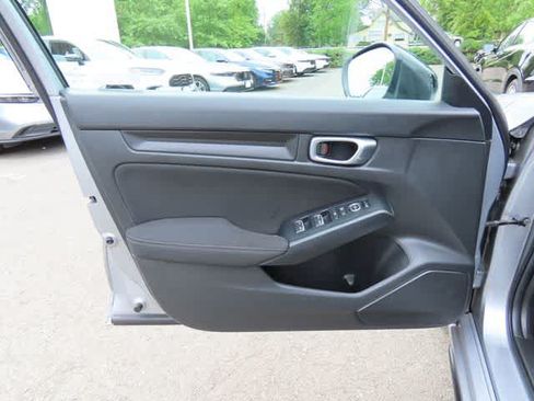 Used 2023 Honda Civic Sport image 15