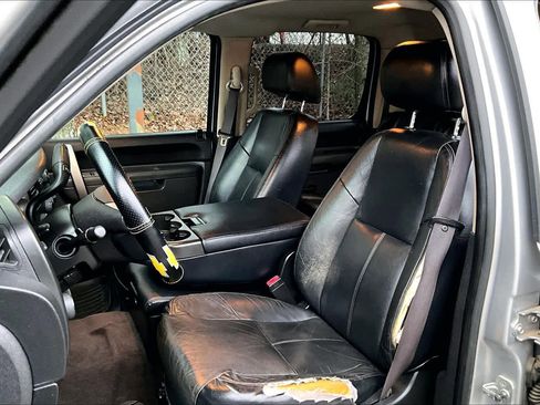 Used 2010 Chevrolet Silverado 1500 LT w/ Power Pack Plus image 7