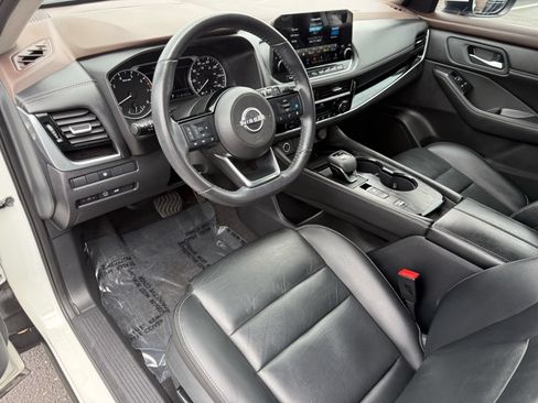 Used 2023 Nissan Rogue SL w/ SL Premium Package FWD image 12