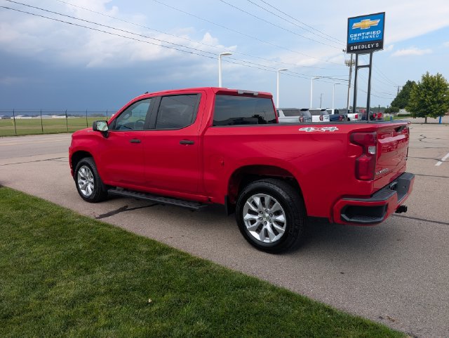 Used 2022 Chevrolet Silverado 1500 Custom AWD/4WD image 10