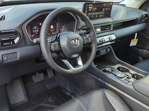 New 2026 Honda Pilot image 3