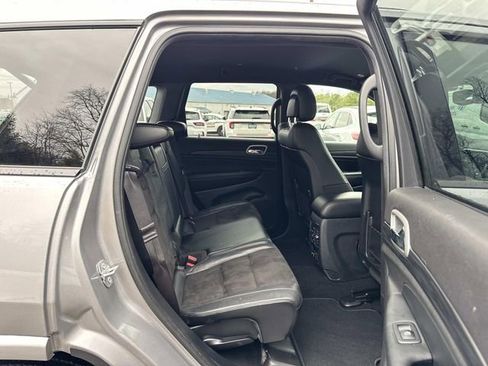 Used 2020 Jeep Grand Cherokee Altitude image 12