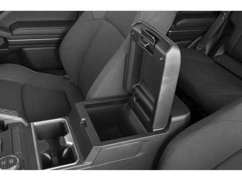 Used 2025 Toyota 4Runner SR5 AWD/4WD image 9
