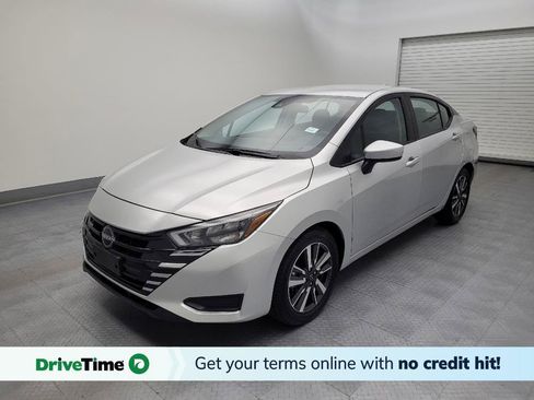 Used 2025 Nissan Versa SV FWD image 1