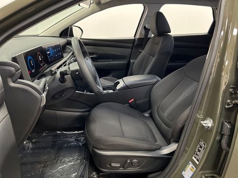 Used 2025 Hyundai Tucson SEL image 11