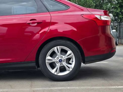 Used 2014 Ford Focus SE image 12