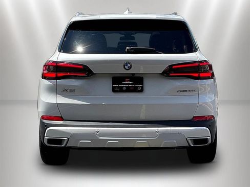 Used 2023 BMW X5 xDrive40i w/ Premium Package AWD/4WD image 5