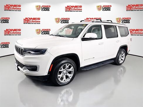 Used 2022 Jeep Wagoneer Series II image 14