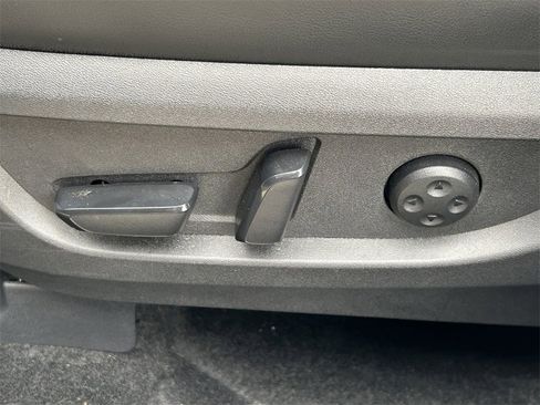 Used 2023 INFINITI QX55 Essential image 26