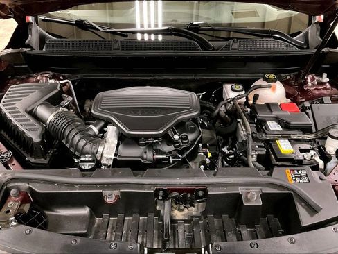 Used 2023 GMC Acadia AT4 w/ Technology Package image 10