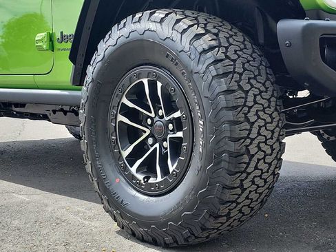 New 2026 Jeep Wrangler Unlimited Rubicon AWD/4WD image 16
