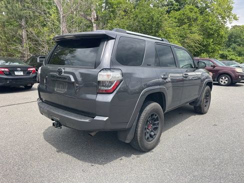Used 2023 Toyota 4Runner SR5 AWD/4WD image 5