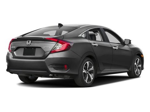 Used 2016 Honda Civic Touring image 2