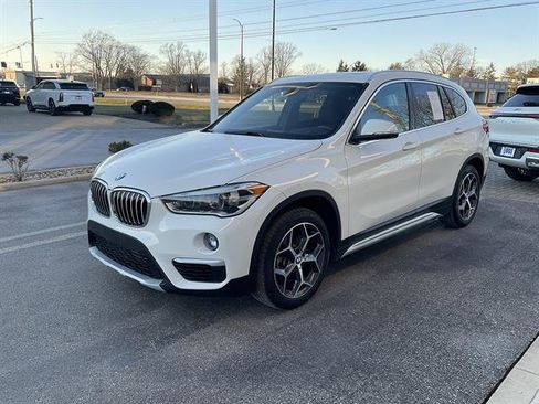 Used 2018 BMW X1 xDrive28i image 1