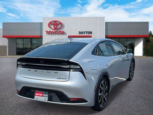 Certified 2023 Toyota Prius Prime FWD image 5