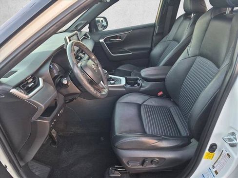 Used 2020 Toyota RAV4 XSE AWD/4WD image 16