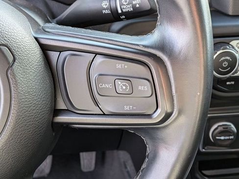 Used 2021 Jeep Wrangler Unlimited Sport AWD/4WD image 19