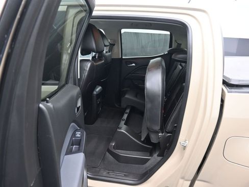 Used 2022 Chevrolet Colorado Z71 image 31