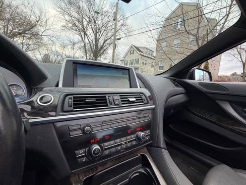 Used 2012 BMW 650i xDrive Convertible image 22