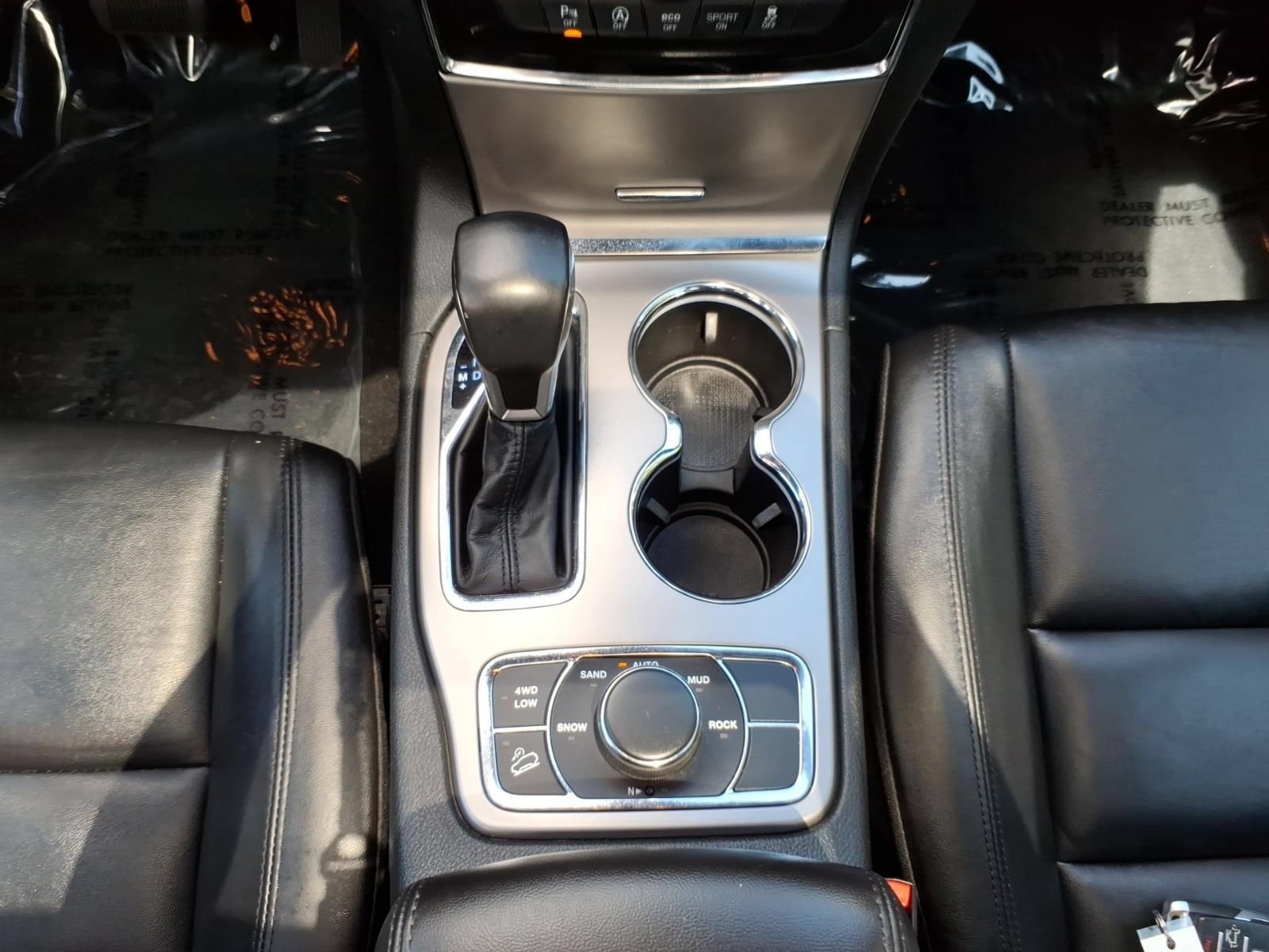 Used 2022 Jeep Grand Cherokee Limited AWD/4WD image 22