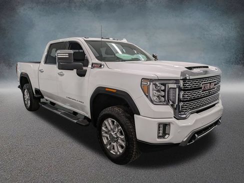 Used 2022 GMC Sierra 2500 Denali w/ Denali Ultimate Package AWD/4WD image 3