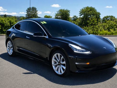 Used 2018 Tesla Model 3 Long Range AWD/4WD image 1