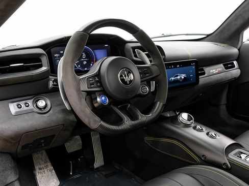 Used 2024 Maserati MC20 Cielo image 3