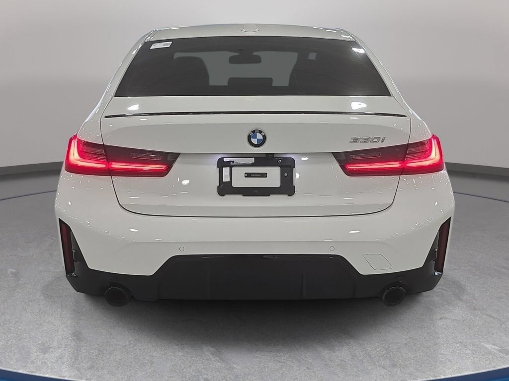Certified 2023 BMW 330i Sedan w/ M Sport Package RWD image 6