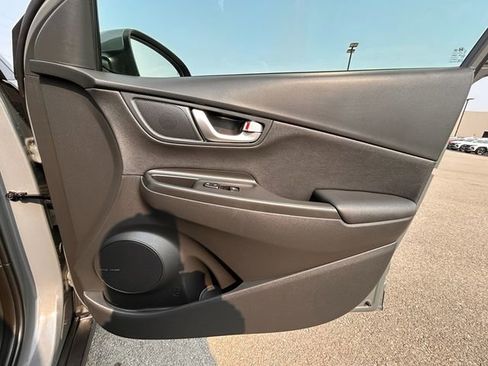 Certified 2023 Hyundai Kona Limited image 29