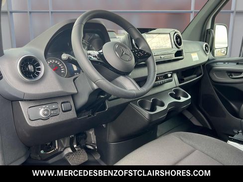 New 2026 Mercedes-Benz Sprinter 2500 image 22