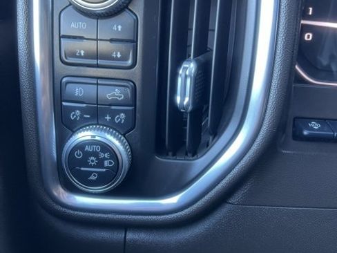 Used 2020 GMC Sierra 2500 SLT w/ SLT Premium Plus Package image 30