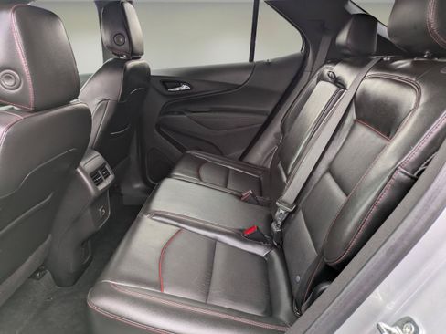Used 2022 Chevrolet Equinox RS w/ RS Leather Package FWD image 13