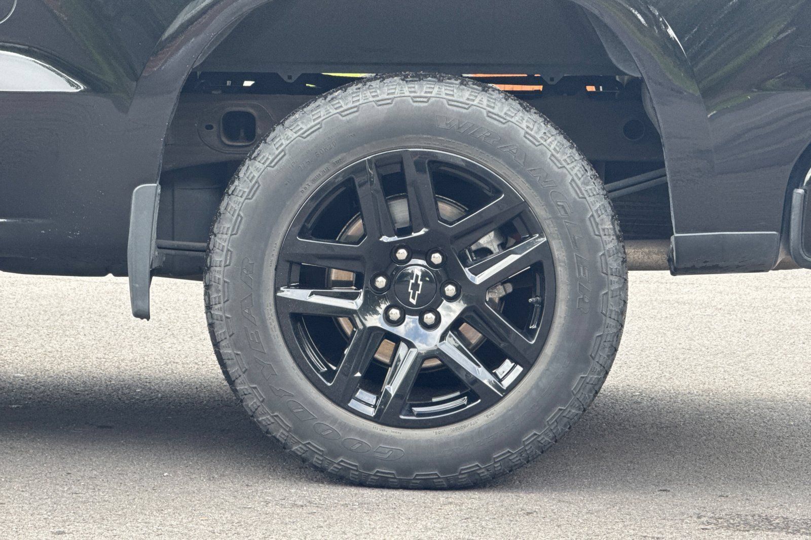 Used 2022 Chevrolet Silverado 1500 RST w/ Z71 Off-Road Package AWD/4WD image 25