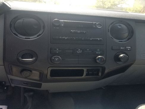 Used 2016 Ford F250 XL AWD/4WD image 7