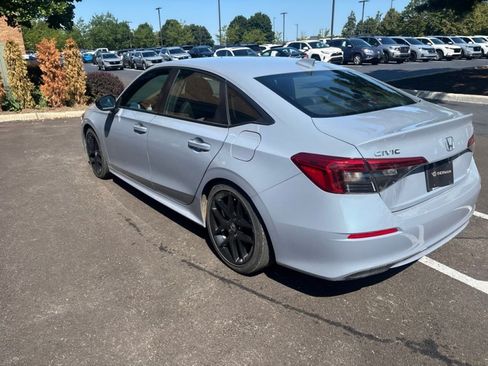 Certified 2024 Honda Civic Sport image 6