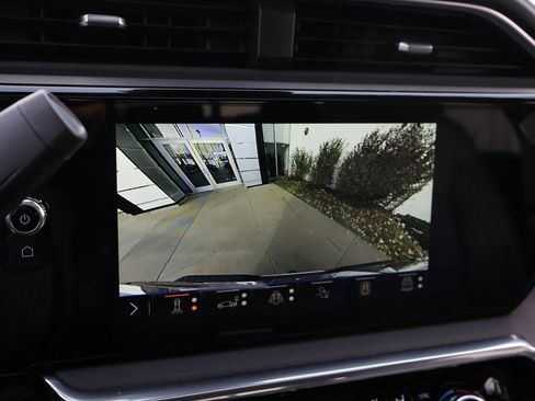 New 2026 GMC Sierra 3500 Denali w/ Denali Reserve Package image 29