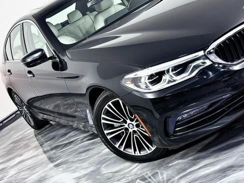 Used 2017 BMW 540i xDrive AWD/4WD image 4