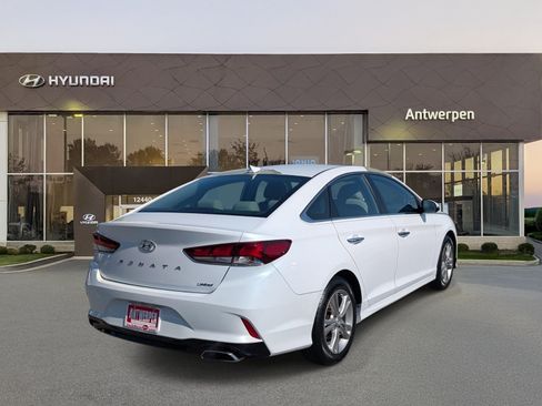 Used 2018 Hyundai Sonata Limited w/ Cargo Package FWD image 3