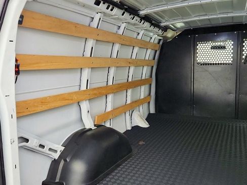 Used 2025 GMC Savana 2500 w/ Driver Convenience Package RWD image 17