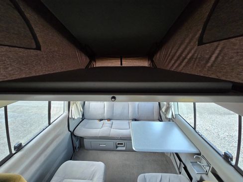Used 1999 Volkswagen Eurovan MV FWD image 39