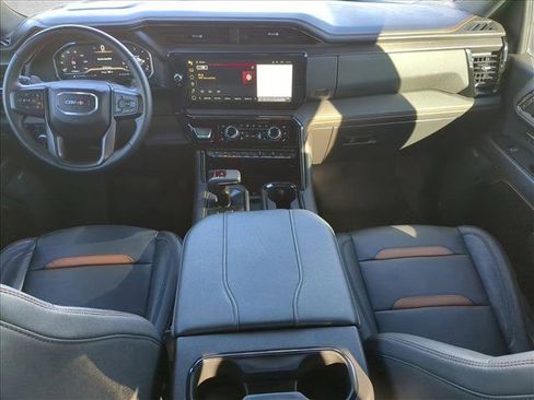 Used 2024 GMC Sierra 1500 AT4 w/ Technology Package image 18