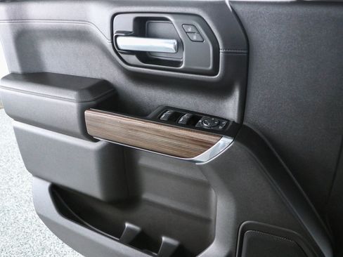 Used 2021 Chevrolet Silverado 1500 LT Trail Boss w/ Bed Protection Package AWD/4WD image 23