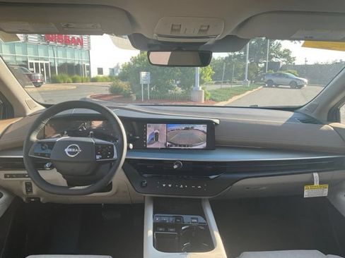 New 2026 Nissan Murano Platinum w/ Cargo Package AWD/4WD image 16